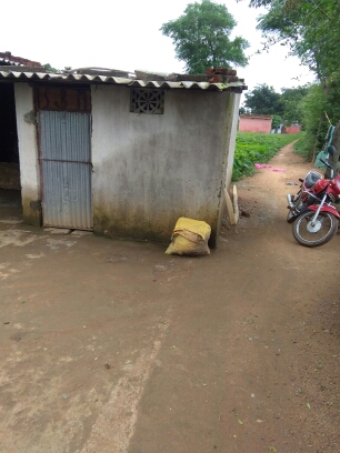 (3401016008/IF/7080901165619) GOAT SHED (1718140840) ISHAK ANSARI, EDCHERO, EDCHERO. mistiri  mate ka payment  due