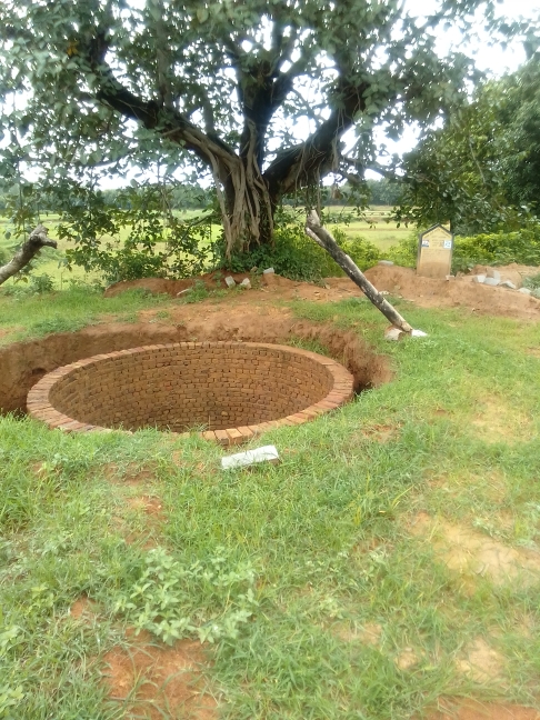 (3401002019/IF/7080901214609) (17-18)KUNDI PANCHAYAT KE BARIDIH GAON ME AKLU GOPE KE ZAMEEN PAR KOOP NIRMAN