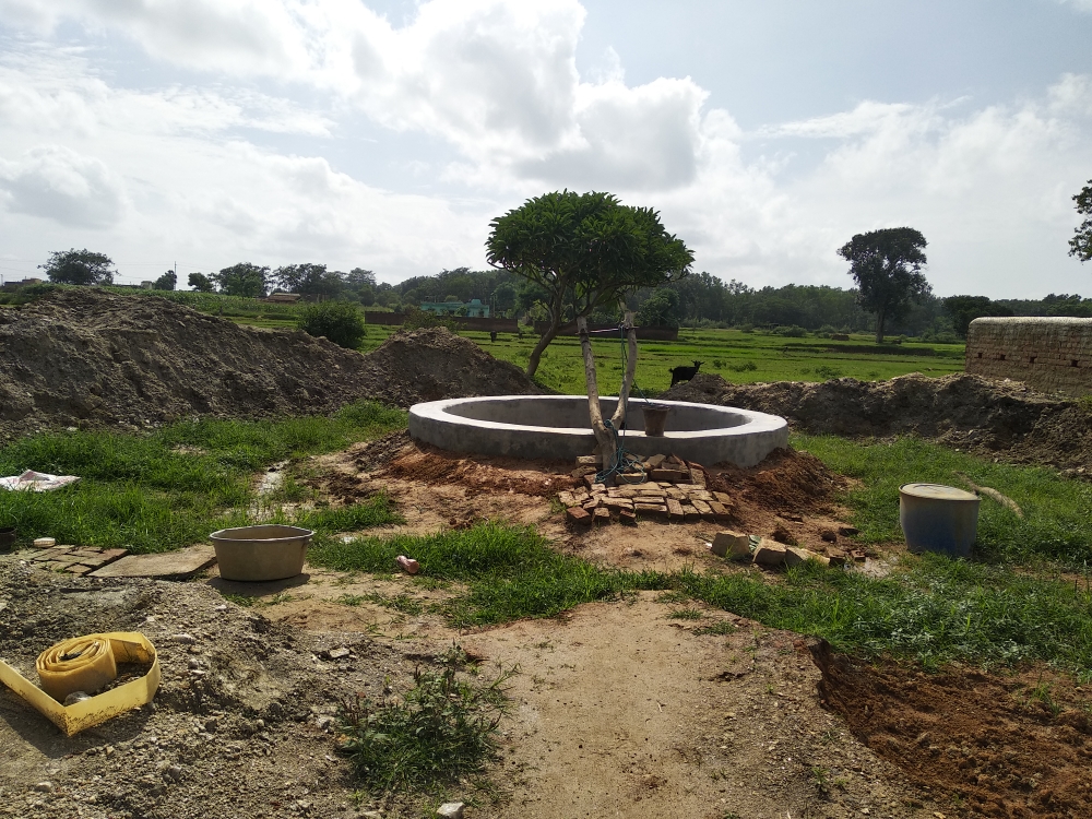 (3401002019/IF/7080901218136) (17-18) KUNDI GAON ME MANISH GOPE S/0-LATE MUDRIKA GOPE KE ZAMEEN PAR KOOP NIRMAN