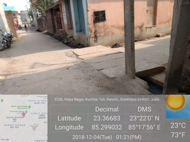 वार्ड-37, द्वारिका भवन के पास बढ़ई मुहल्ला में पानी निकालने हेतु कलवर्ट का निर्माण